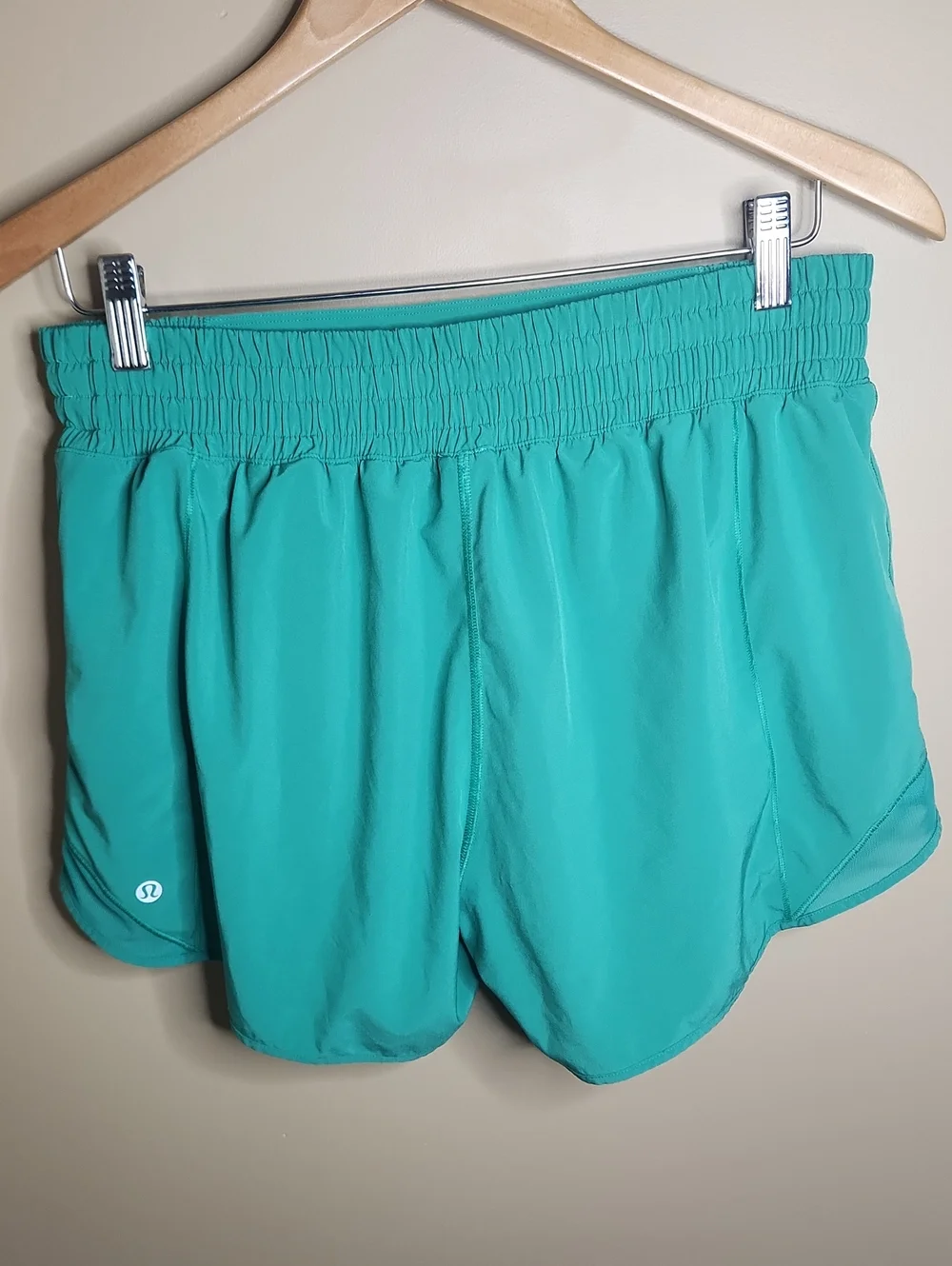 Lululemon Hotty Hot High-Rise Lined Short 4
